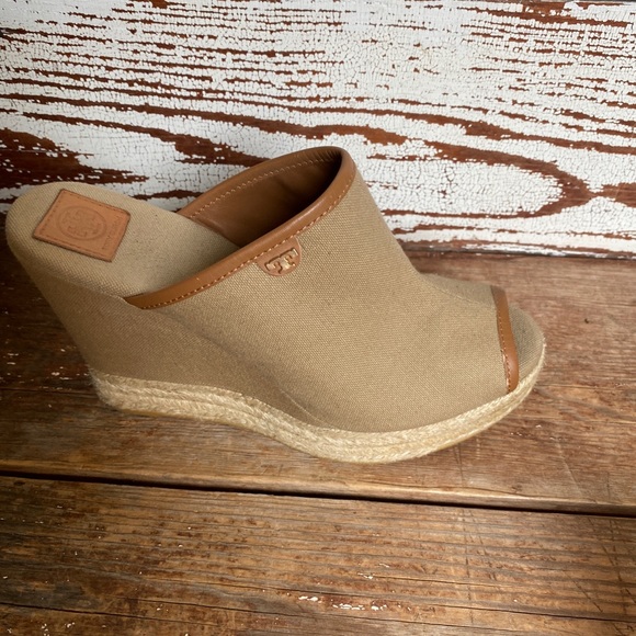 Tory Burch Canvas Slip-On Wedge Mule Tan/Royal - Picture 7 of 8